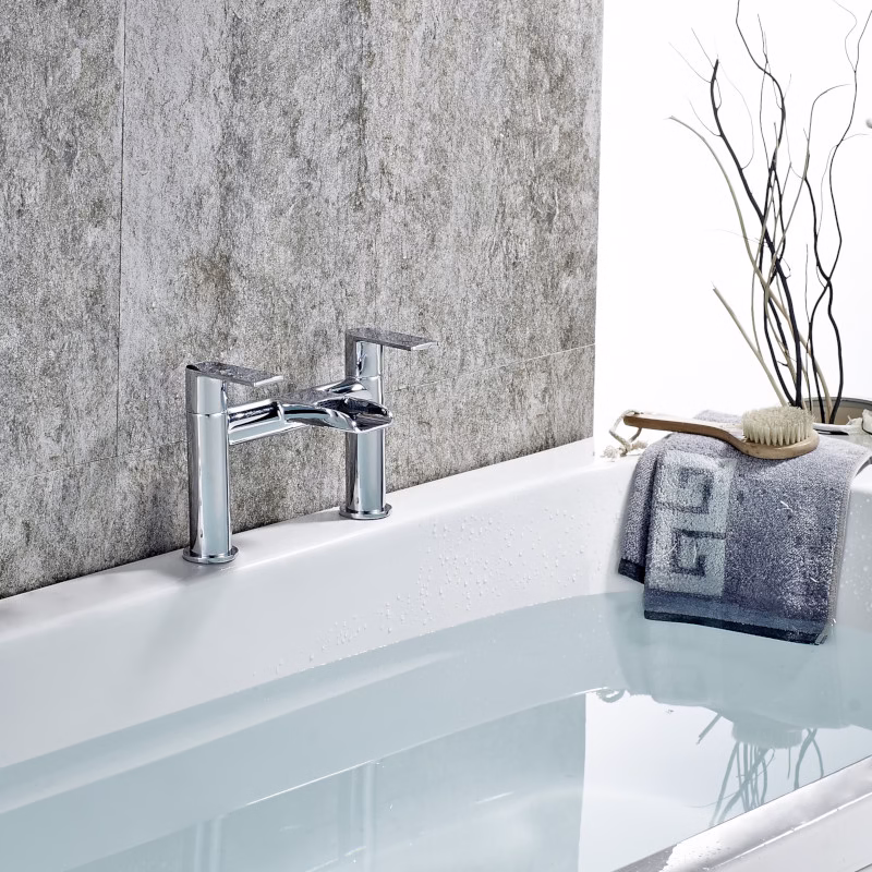 Glencar Waterfall Bath Filler Tap - Image 8