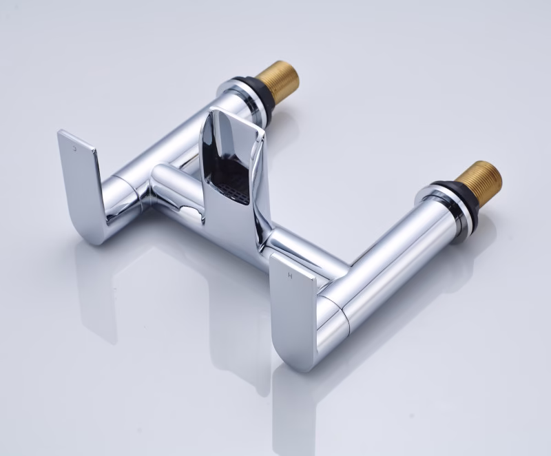 Glencar Waterfall Bath Filler Tap - Image 16